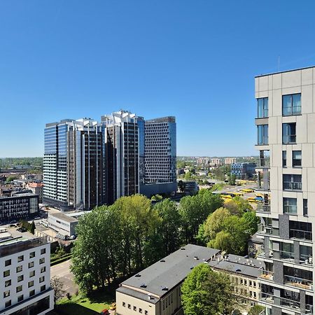 15 Pietro Sokolska 30 Towers Apartments - New- Lux- Parking- Sauna- Gym- And Good View From 15Th Floor カトヴィツェ エクステリア 写真