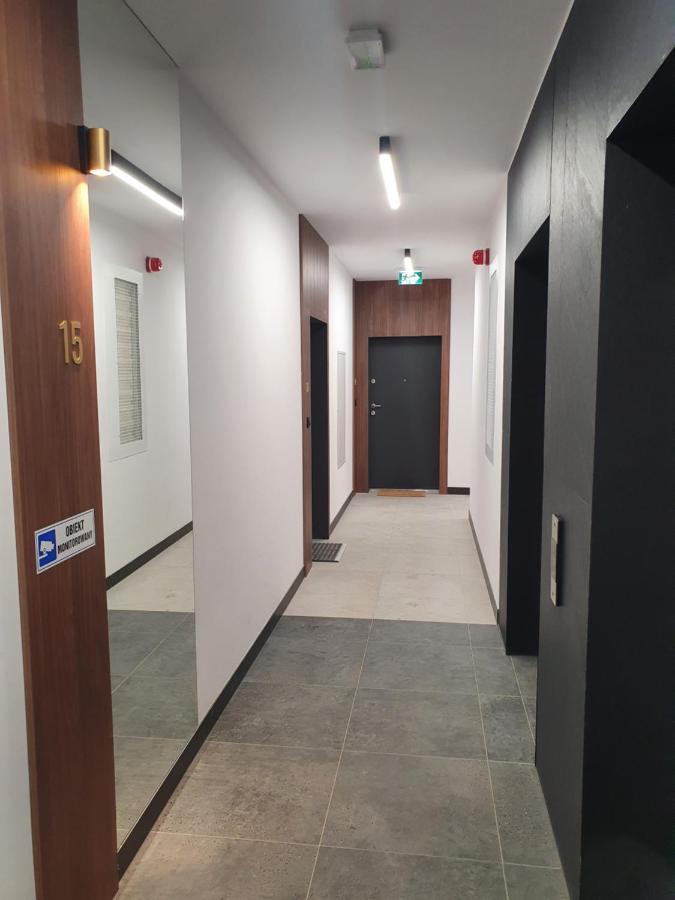 15 Pietro Sokolska 30 Towers Apartments - New- Lux- Parking- Sauna- Gym- And Good View From 15Th Floor カトヴィツェ エクステリア 写真
