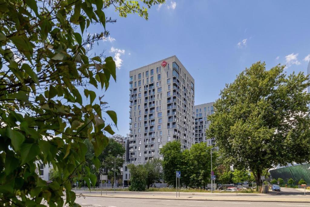 15 Pietro Sokolska 30 Towers Apartments - New- Lux- Parking- Sauna- Gym- And Good View From 15Th Floor カトヴィツェ エクステリア 写真